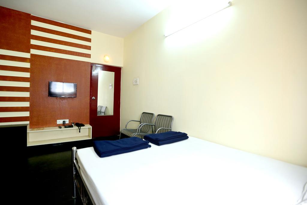 Central Guest House Kolkata Exterior photo