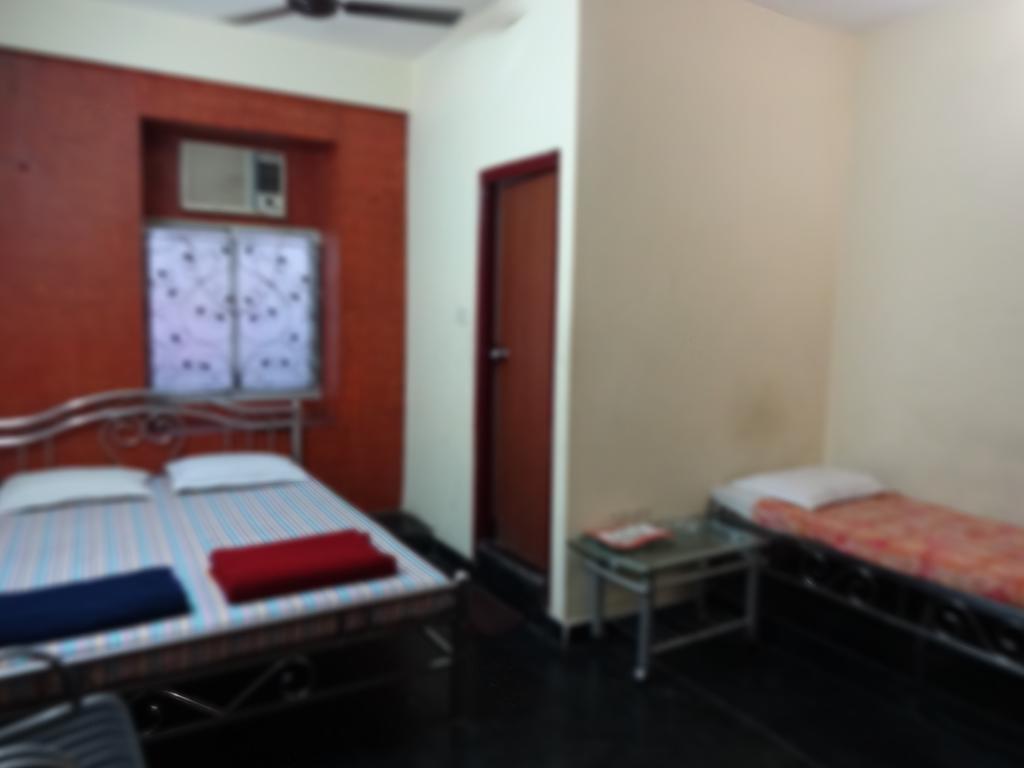 Central Guest House Kolkata Exterior photo