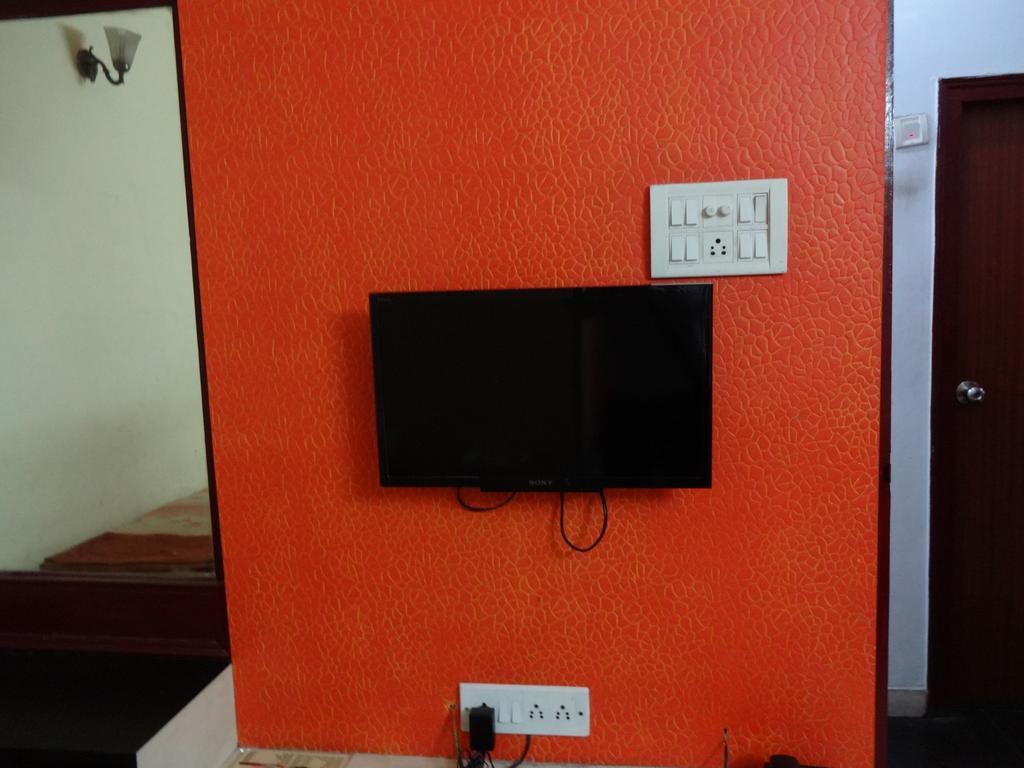 Central Guest House Kolkata Exterior photo