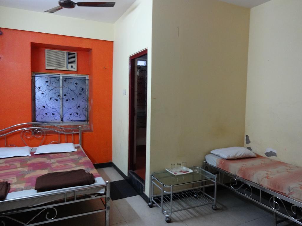 Central Guest House Kolkata Exterior photo